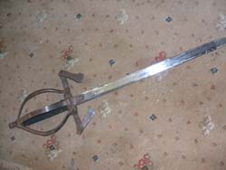 Left Handed Dagger